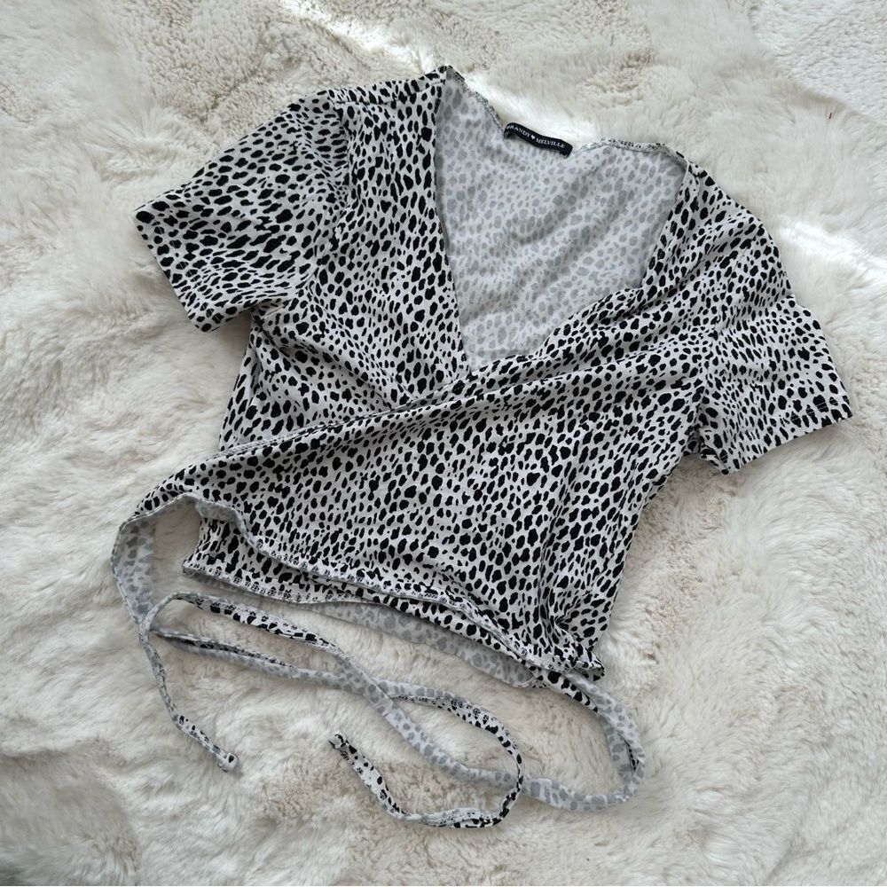 brandy melville white and black spotted cross over tie top - Picture 2 of 8